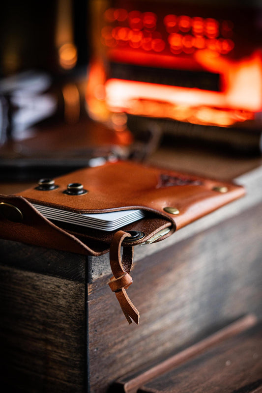 The Nexus v2 – Vertical Leather Wallet