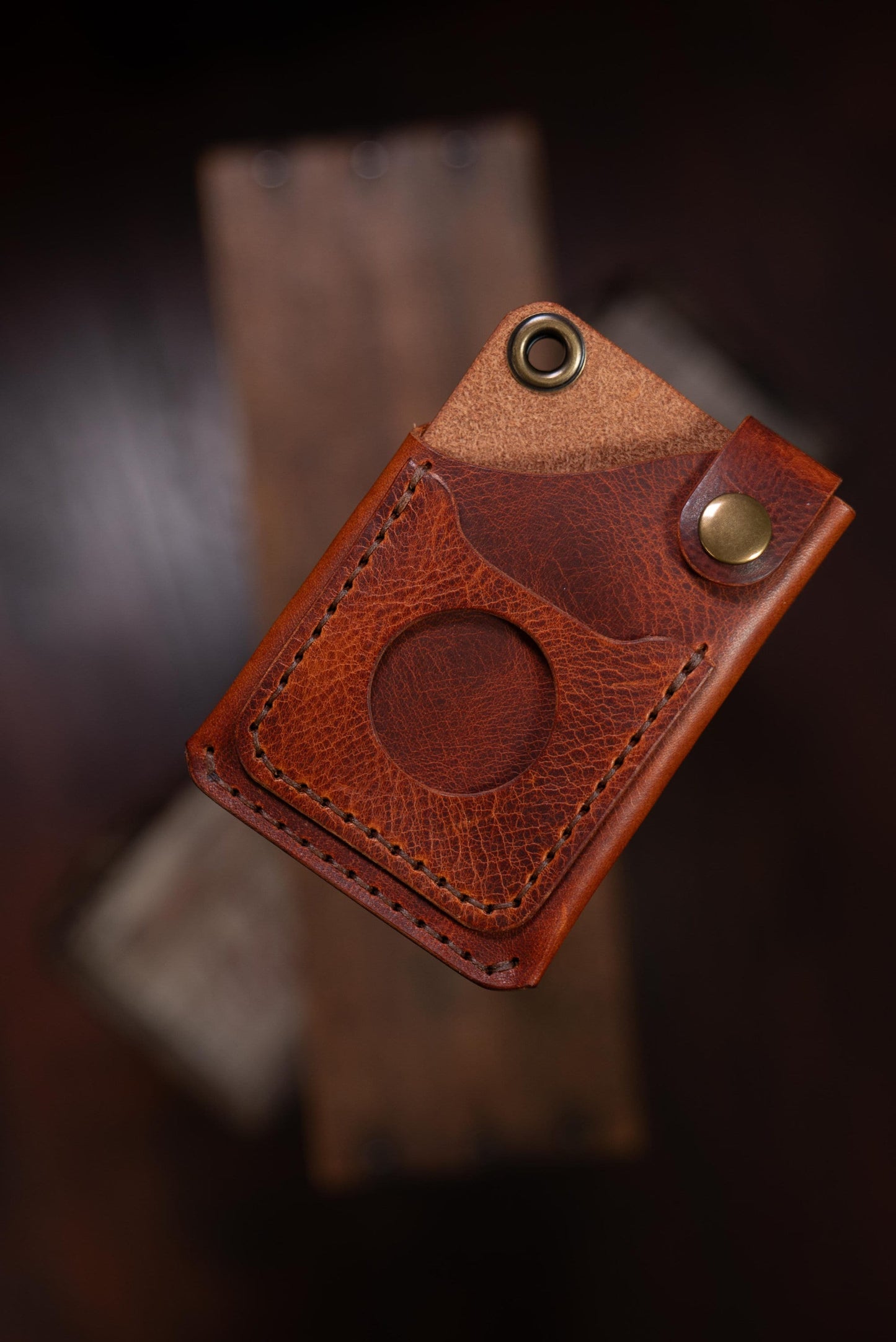 The Ares v2 – Top-Strap Slim Coin Wallet