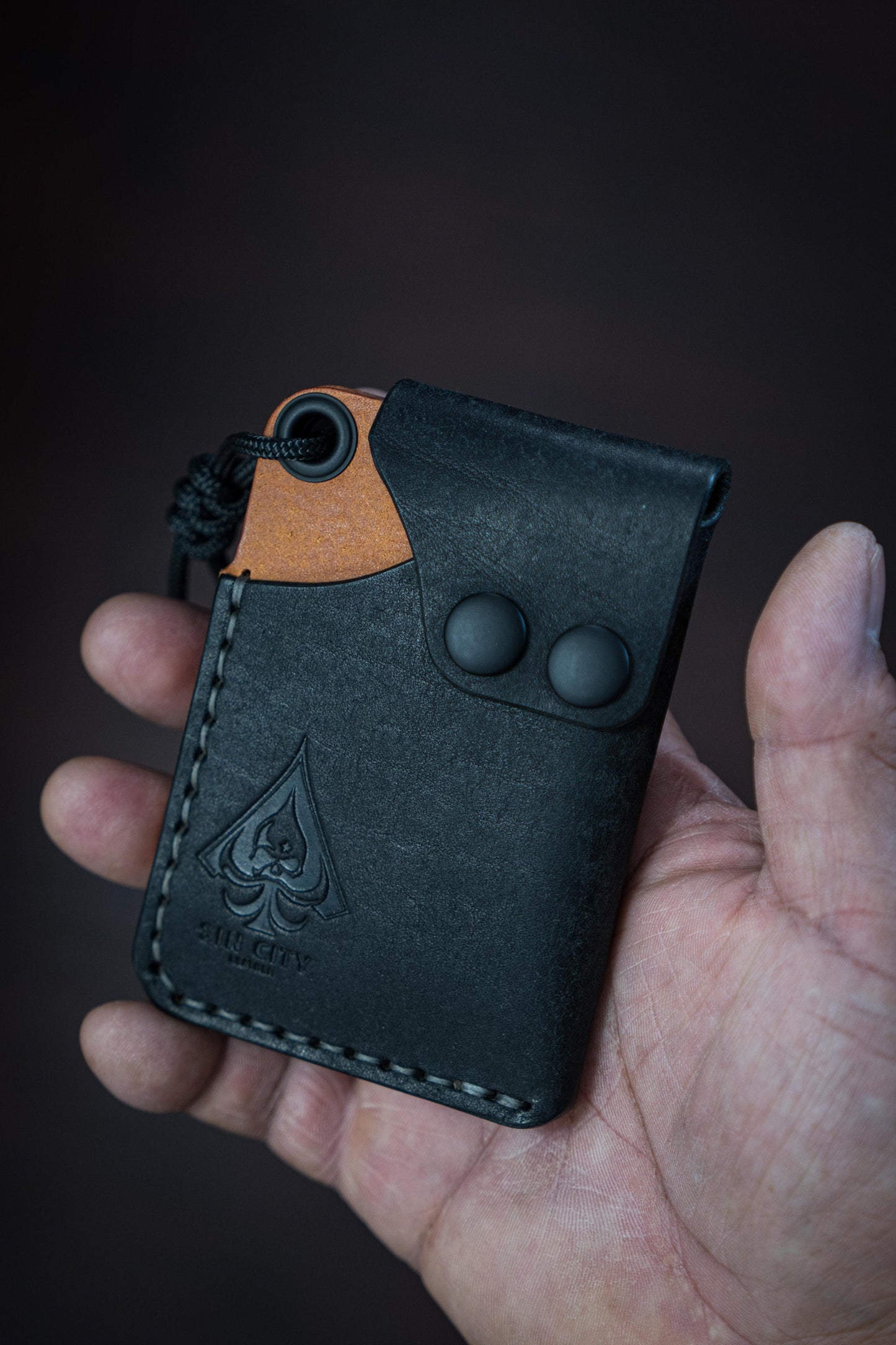 The Nomad v2 - Everyday Carry Wallet