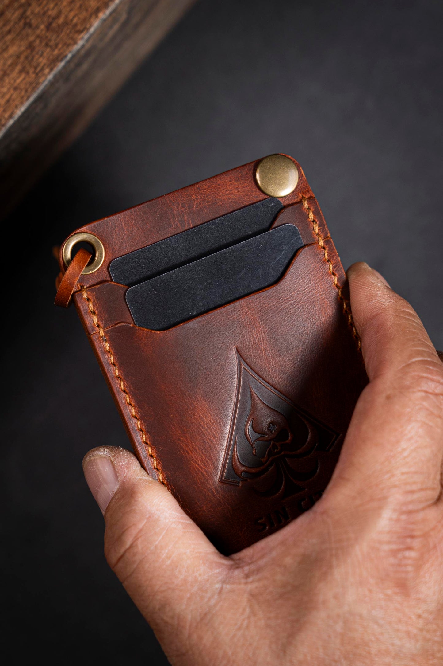 The Luxor Handmade Minimalist Leather Wallet