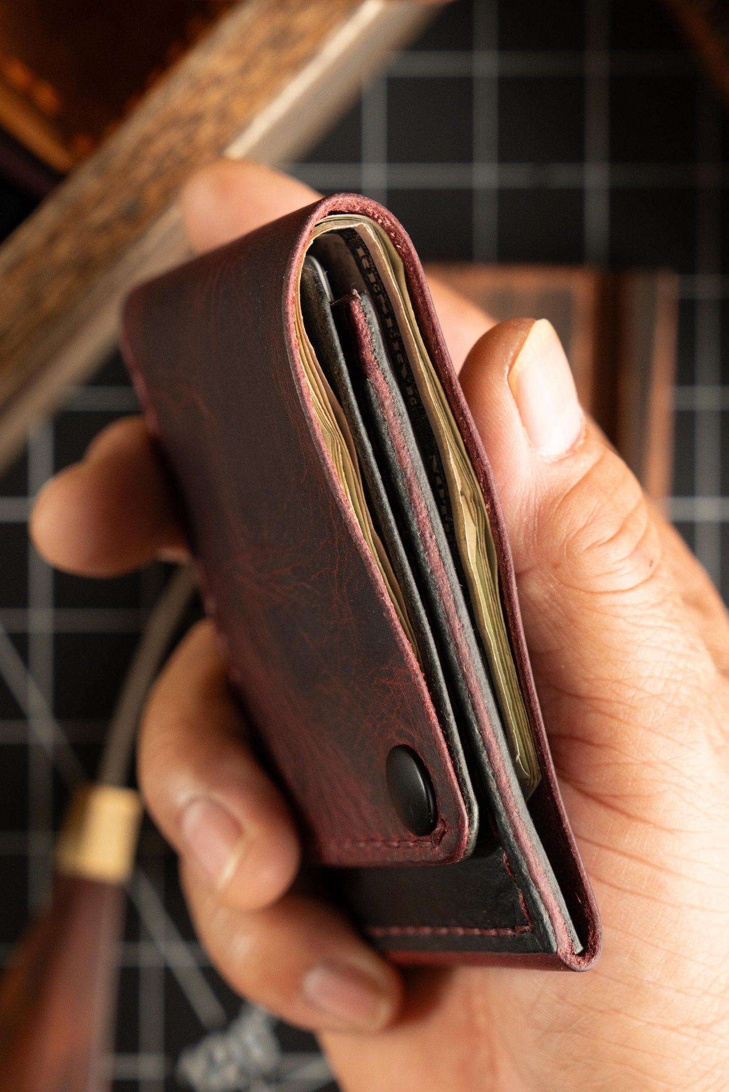 The Titan – Full-Grain Bifold Leather Wallet