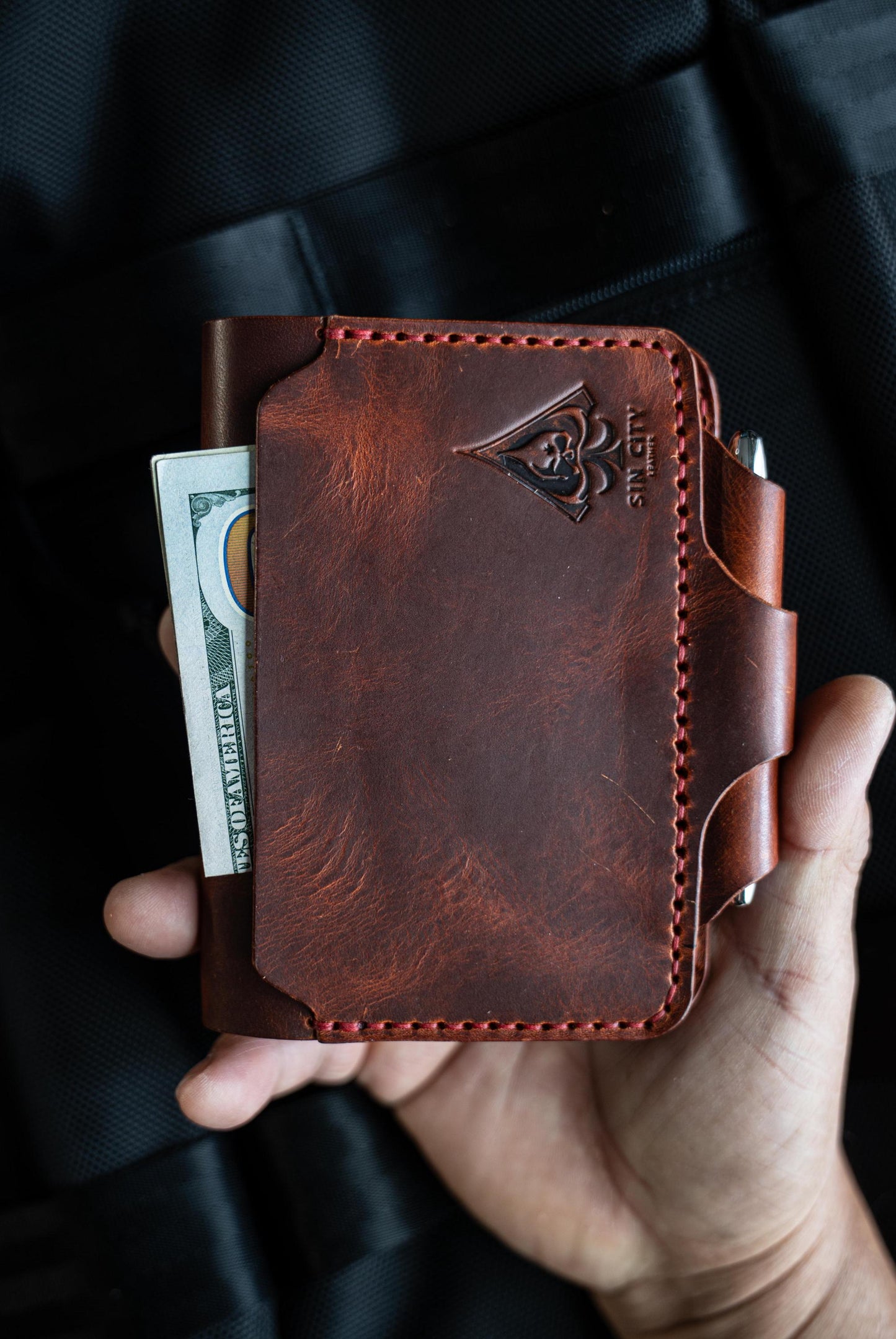 The Passport Wallet – Leather Travel Wallet