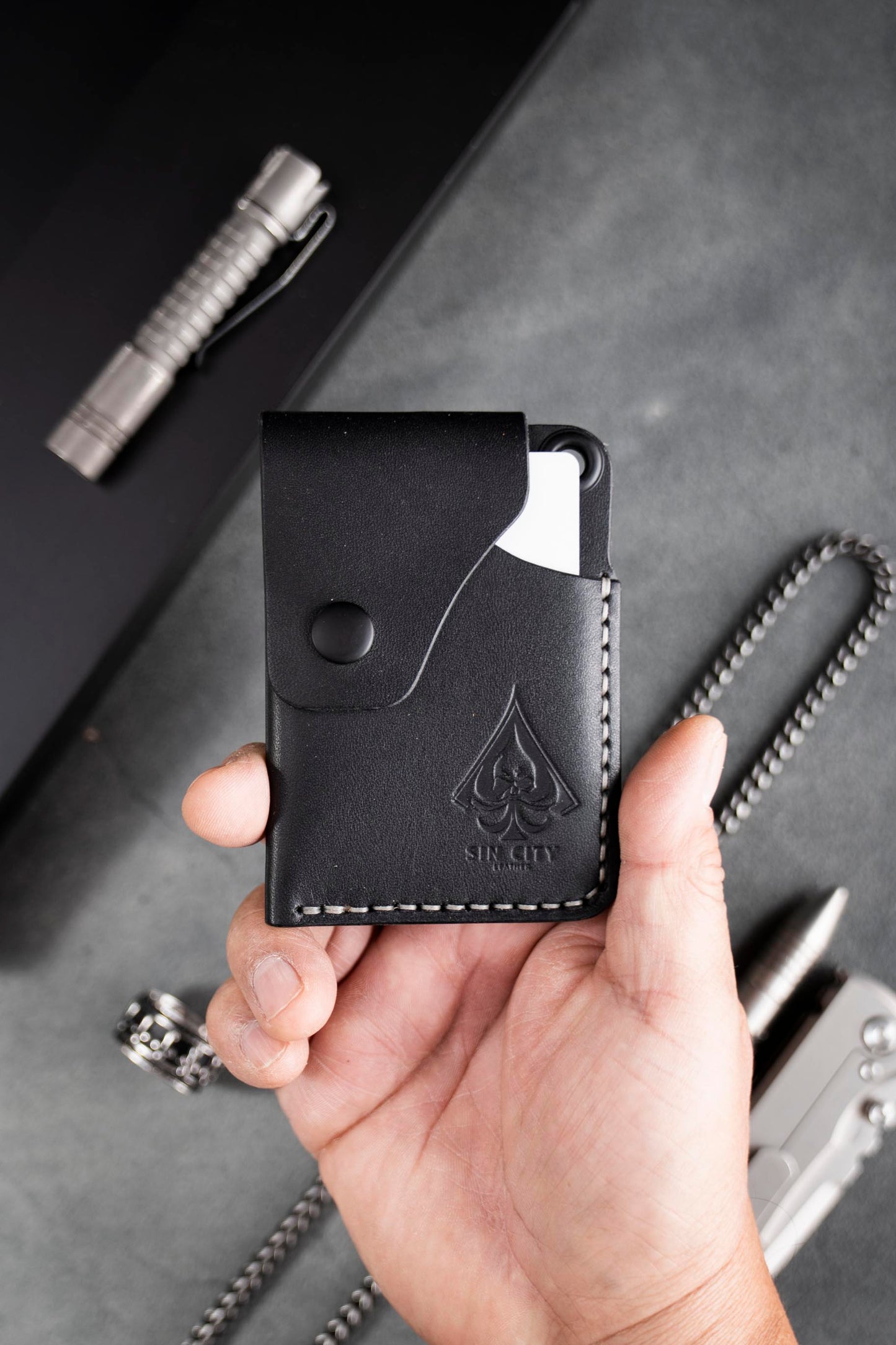 The Nomad – Everyday Carry Wallet
