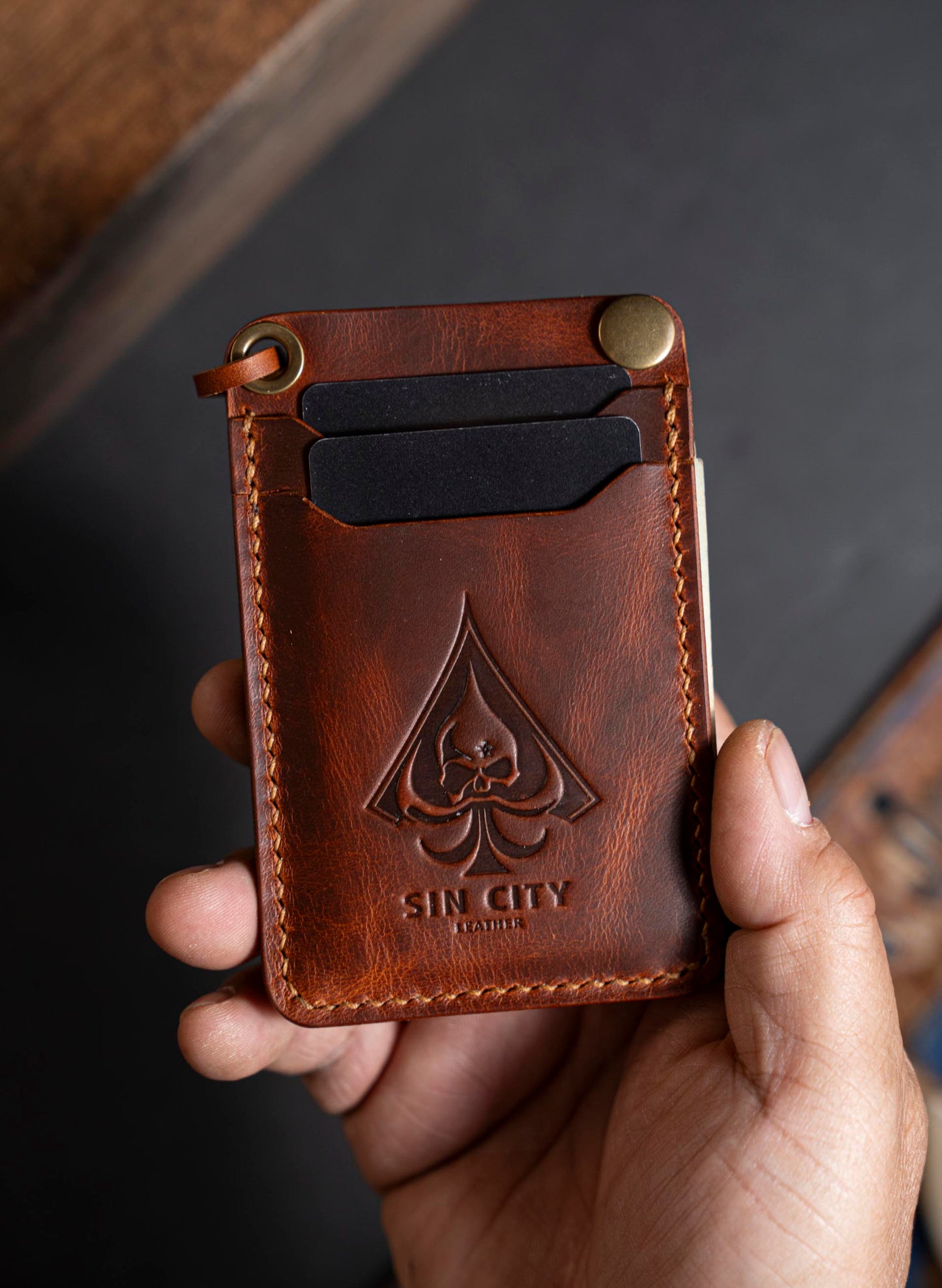 The Luxor   Handmade Minimalist Leather Wallet