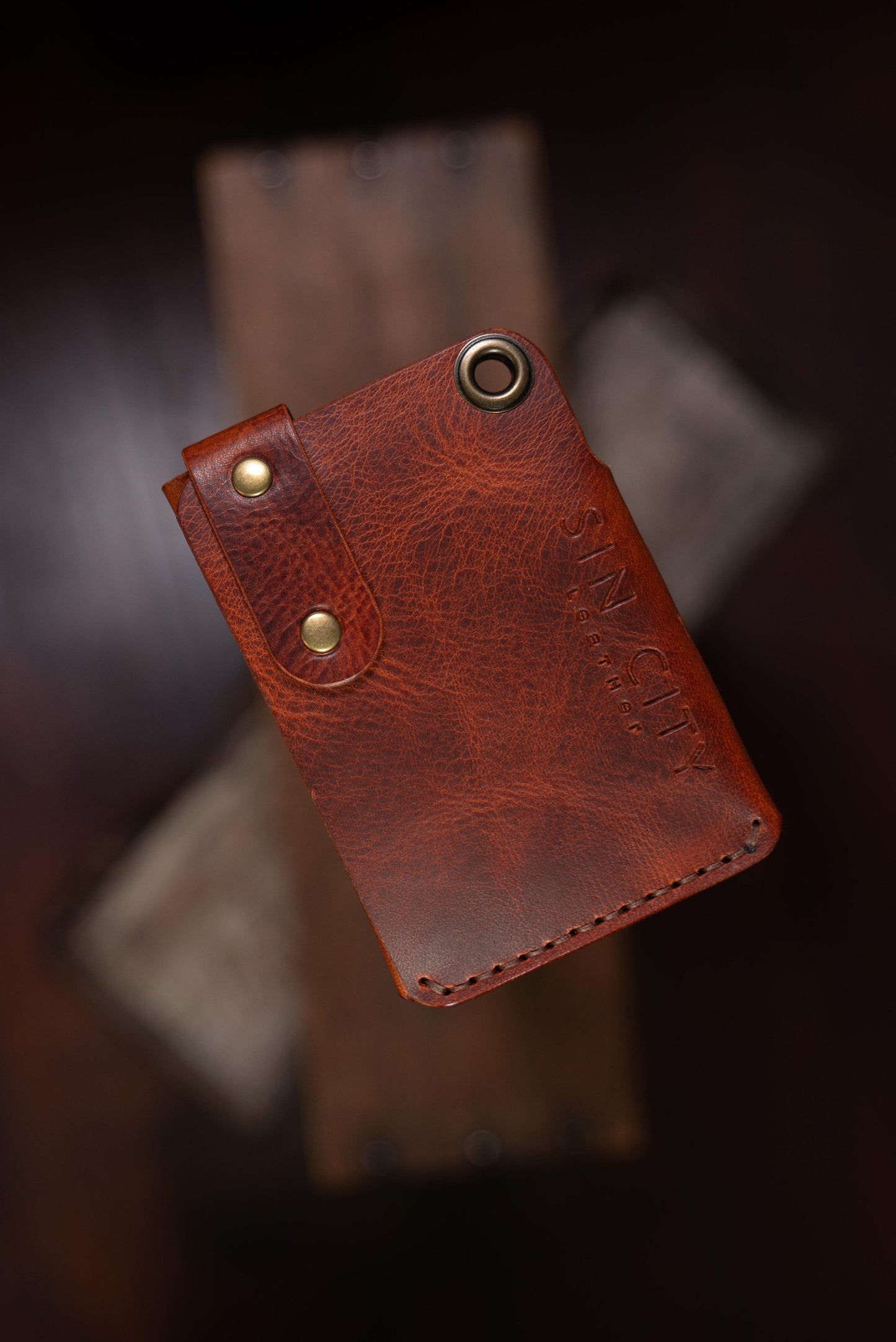 The Ares v2 – Top-Strap Slim Coin Wallet