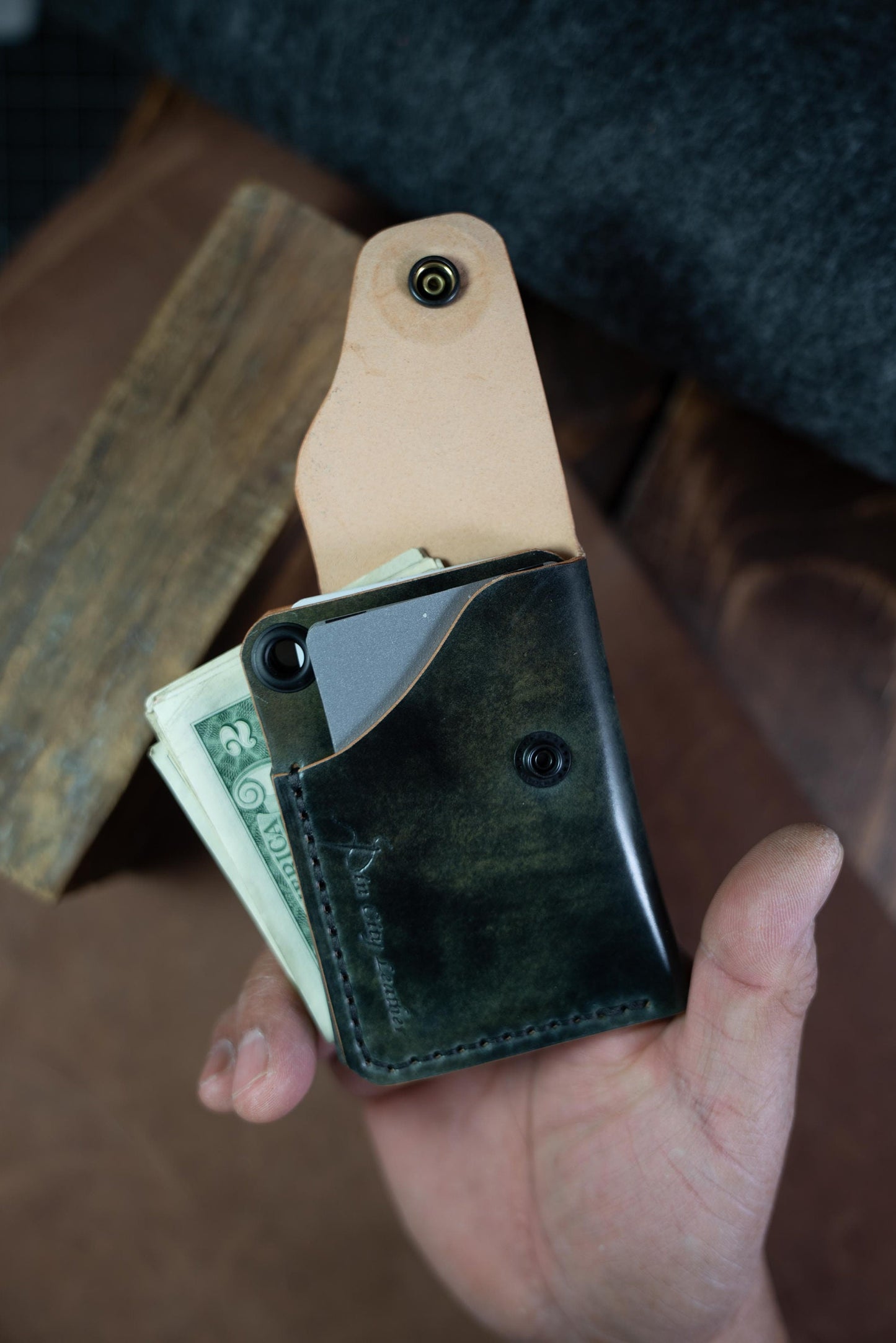 The Nomad – Snap Wallet